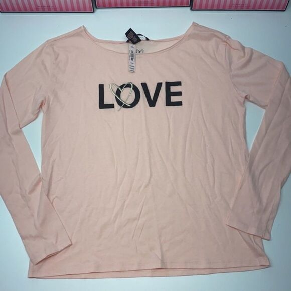 NWT VICTORIA SECRET PAJAMA Top long sleeve - Picture 1 of 9